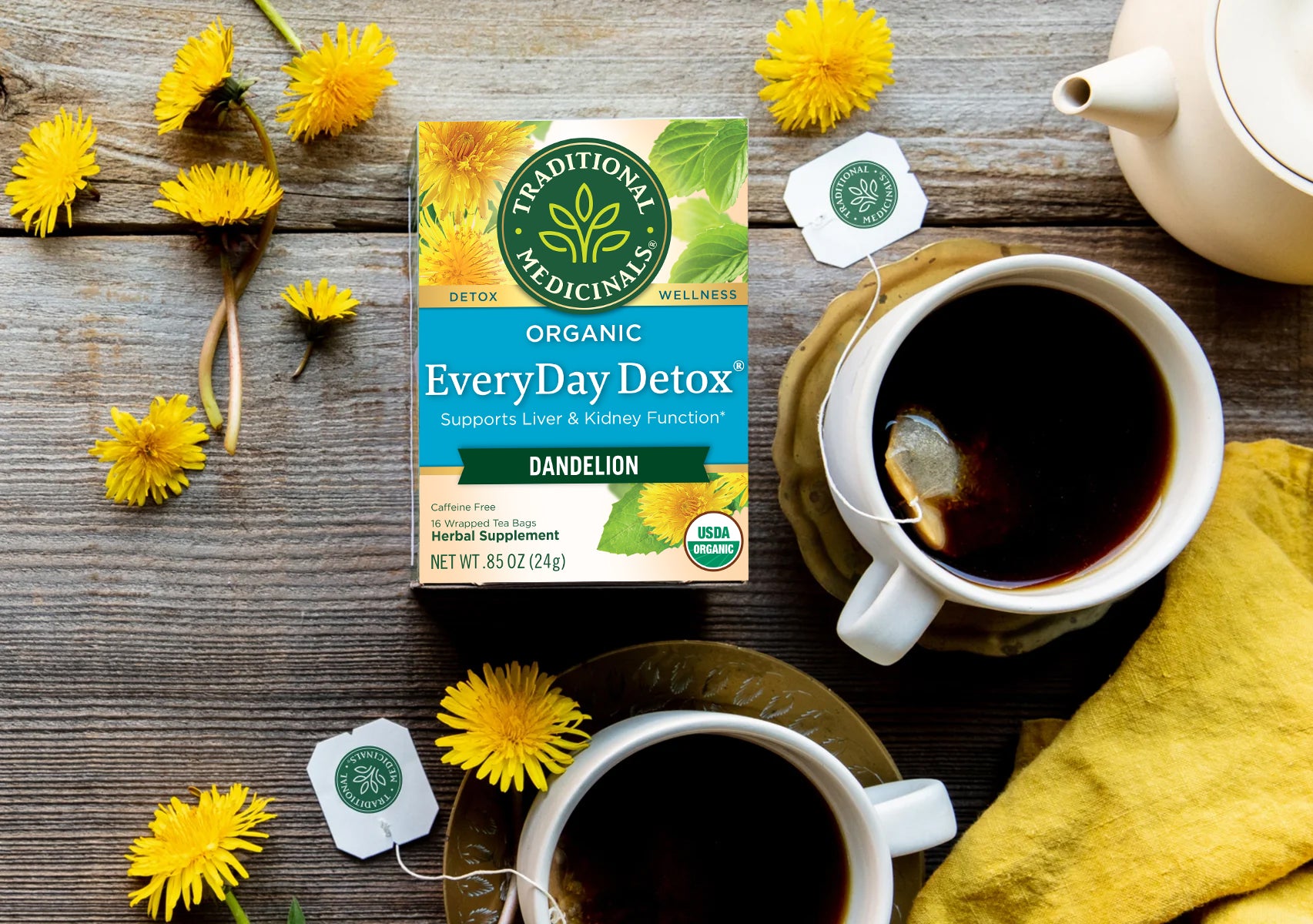 EveryDay Detox Dandelion tea steeping